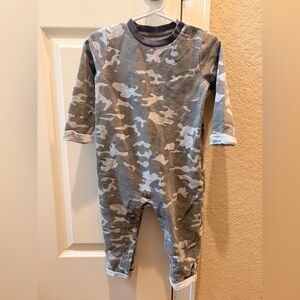 Grey Camo Long-Sleeve outfit for Kids - Soft Everyday One-Piece
